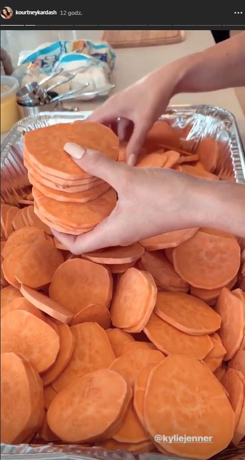 Scott Disick Święto Dziękczynienia spędził z Kourtney i dziećmi (ZDJĘCIA) Scott Disick Święto Dziękczynienia spędził z Kourtney i dziećmi (ZDJĘCIA)