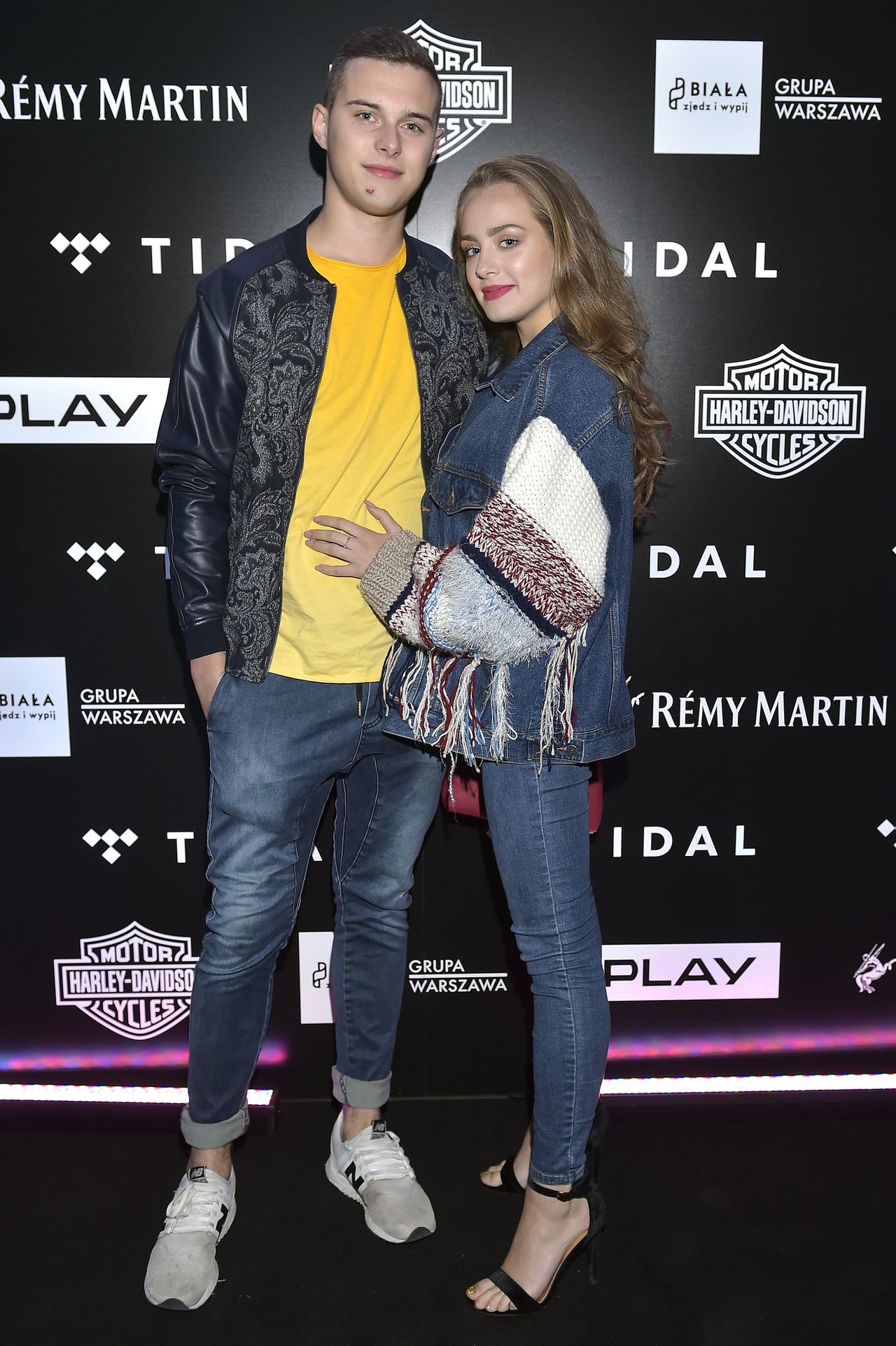 Wiktoria Gąsiewska i Adam Zdrójkowski jako staruszkowie w The Story of My Life