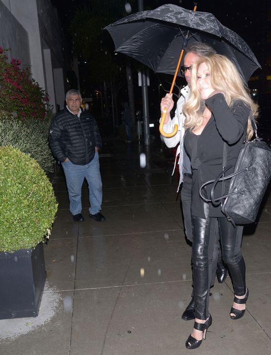 Kobieta Kot na randce Kobieta Kot na randce