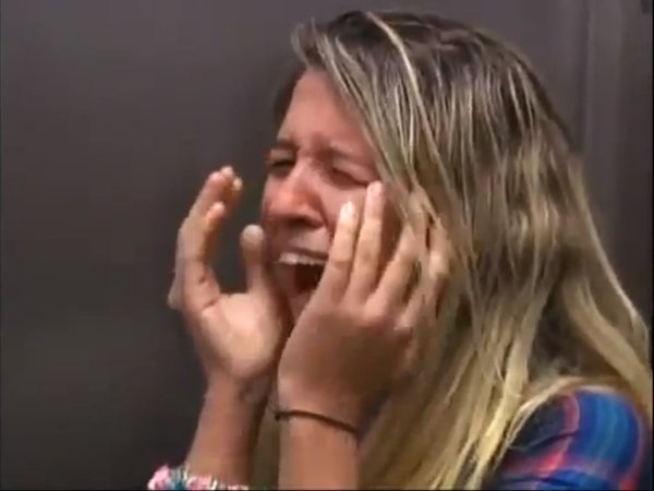 Horror w windzie - trup wypada z trumny [VDEO]