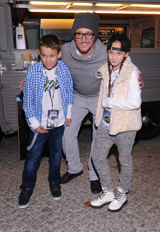 Wiśniewski z dziećmi na okładce Gali (FOTO)