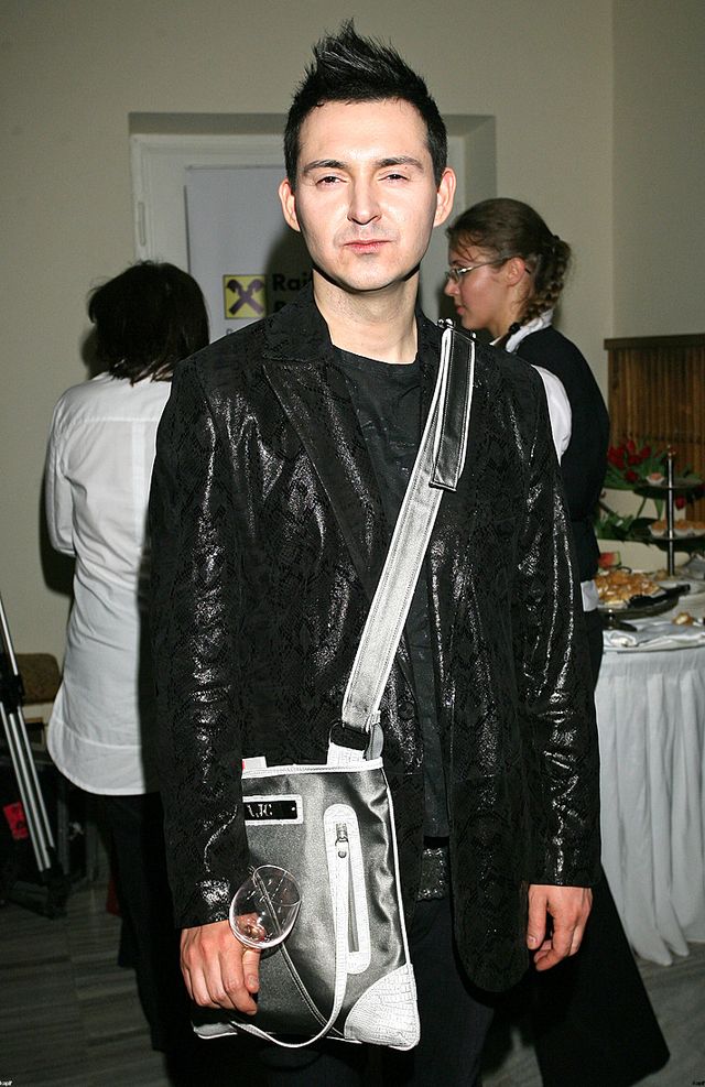 Co się stało z całkiem przystojnym Michałem Witkowskim?