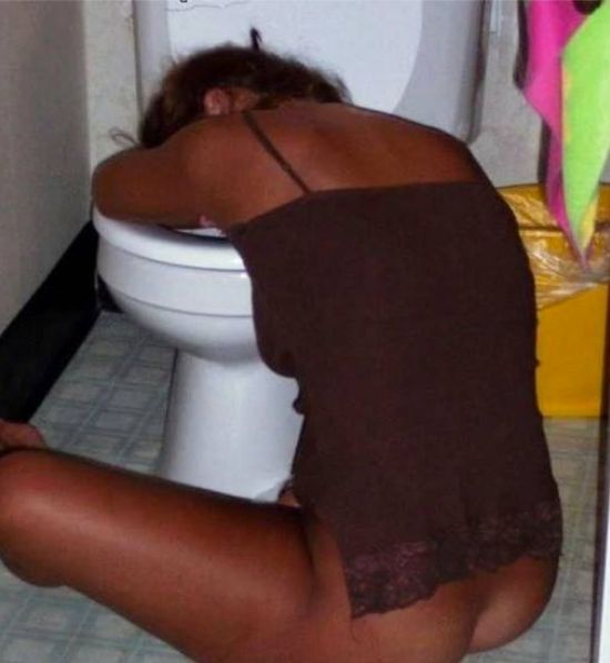 Polski shownam wyśmiewa Rihannę (FOTO)