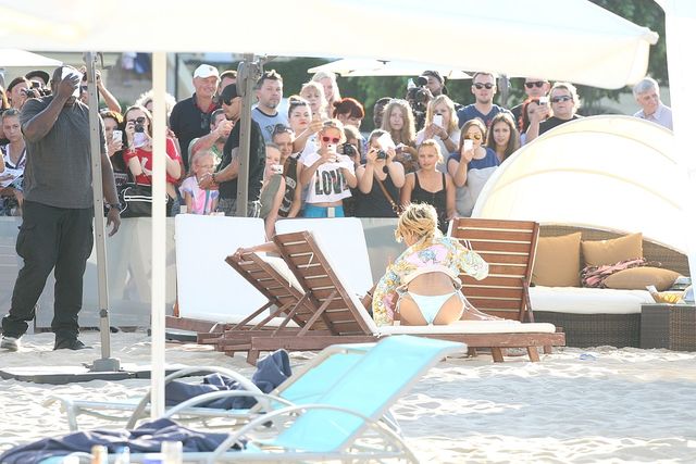 Polski shownam wyśmiewa Rihannę (FOTO) Polski shownam wyśmiewa Rihannę (FOTO)