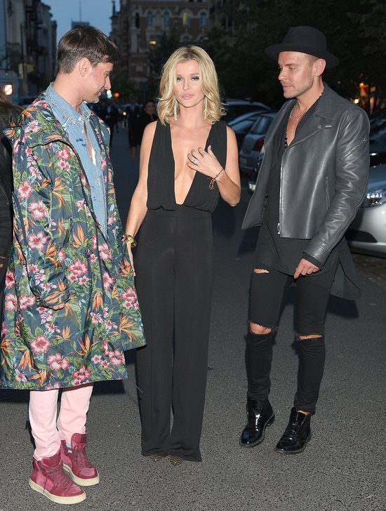 Samochód roku Playboya - gorąca noc, choć tylko 15 stopni 