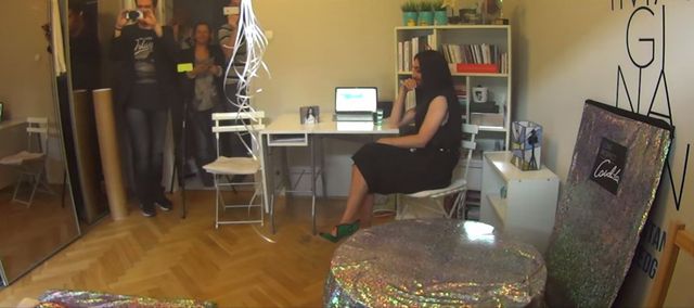 Łukasz Jakóbiak mocno zaskoczył Conchitę Wurst (VIDEO) Łukasz Jakóbiak mocno zaskoczył Conchitę Wurst (VIDEO)