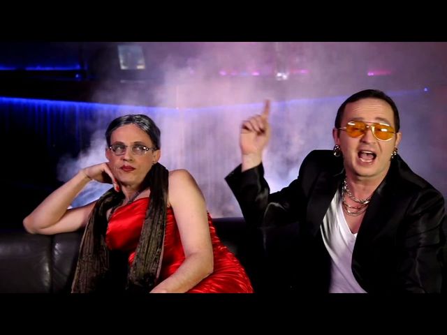 Kabaret Pod Wyrwigroszem: Ja nie wielbię jej [VIDEO]