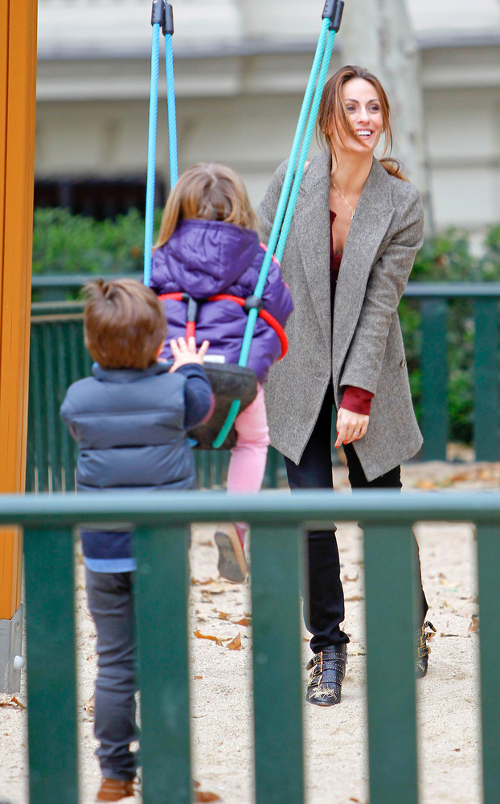 Xabi Alonso świętował urodziny z żoną i dziećmi (FOTO) Xabi Alonso świętował urodziny z żoną i dziećmi (FOTO)