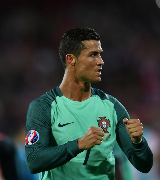 Robert Lewandowski to całkowite przeciwieństwo Cristiano Ronaldo (VIDEO)