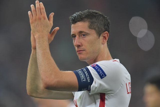 Nie uwierzysz, ile trzeba zapłacić za kolację z Robertem Lewandowskim! Nie uwierzysz, ile trzeba zapłacić za kolację z Robertem Lewandowskim!