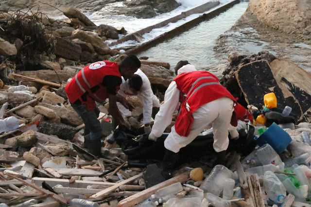 Szok! Imigranci dokonali zbiorowego gwałtu i transmitowali go przez Facebooka!