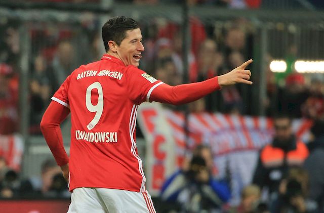Prezent FC Bayern dla Roberta Lewandowskiego jest przeuroczy!