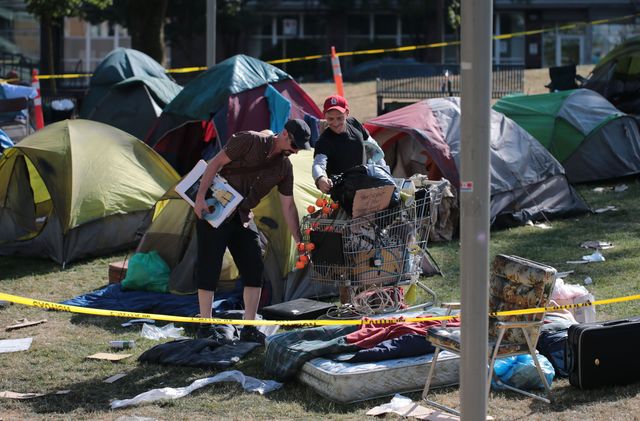 Z wizytą na planie Z archiwum X (FOTO) Z wizytą na planie Z archiwum X (FOTO)