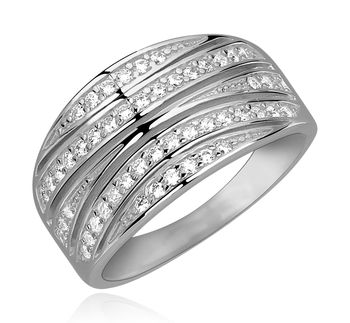 Czyżby Rosie Huntington-Whiteley została narzeczoną? (FOTO)