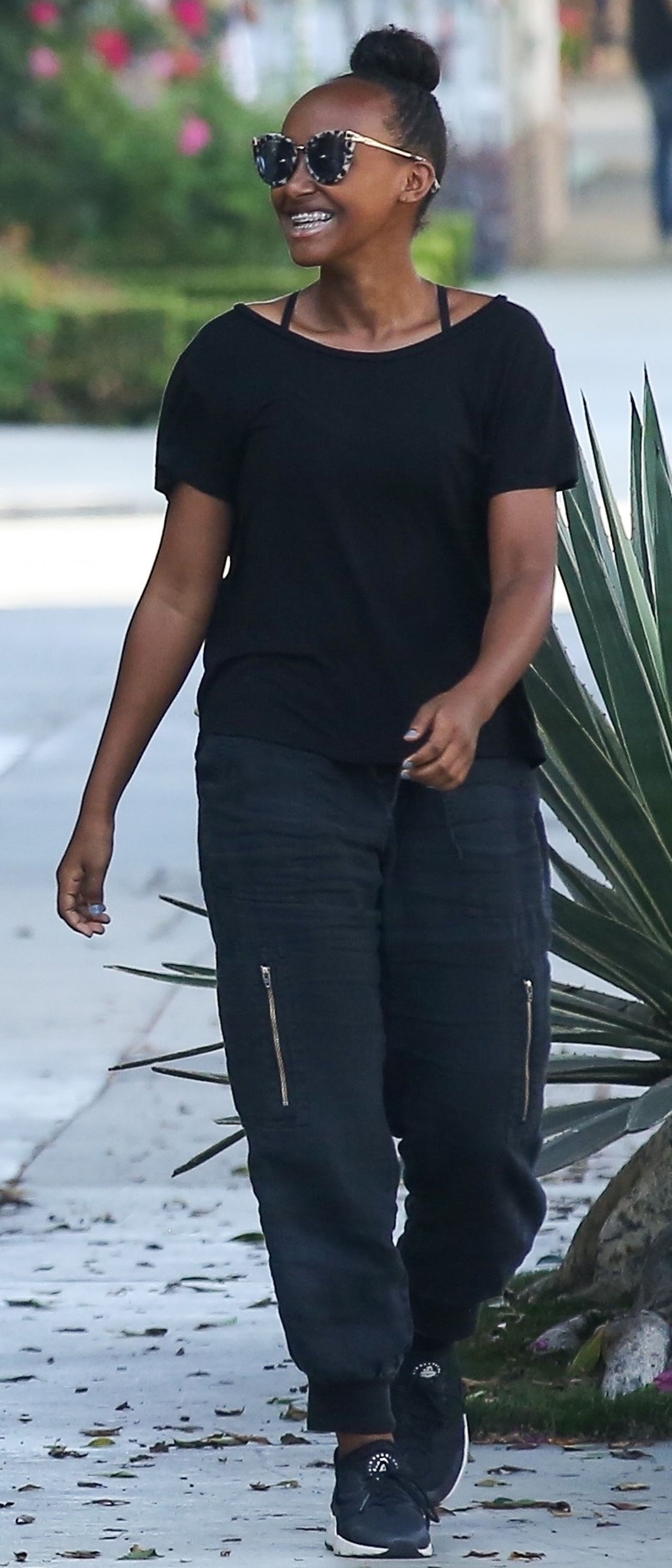 Angelina Jolie udowadnia, że ma świetny kontakt z córkami (ZDJĘCIA)