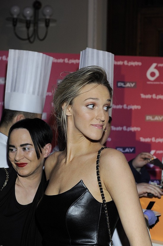 Elegancka i seksowna żona Żebrowskiego Elegancka i seksowna żona Żebrowskiego