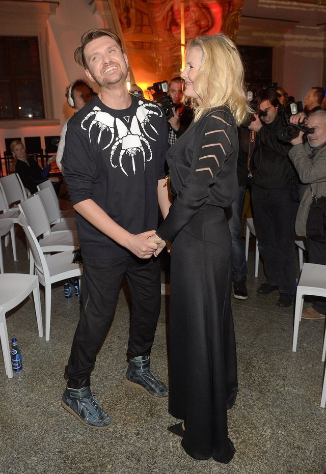 Nowa fryzura i parę deko więcej? (FOTO)