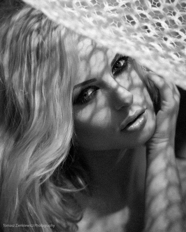 Paula Tumala - to ona zastąpiła Luxurię Astaroth (FOTO) Paula Tumala - to ona zastąpiła Luxurię Astaroth (FOTO)