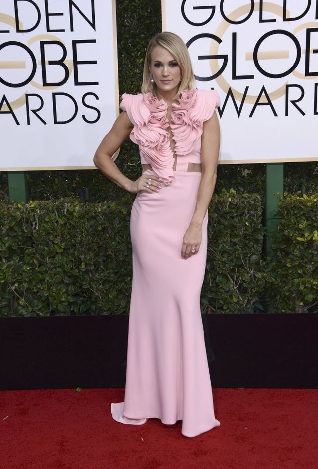 WOW! Te gwiazdy poczuły się w Złotych Globach jak na pokazie mody (FOTO)