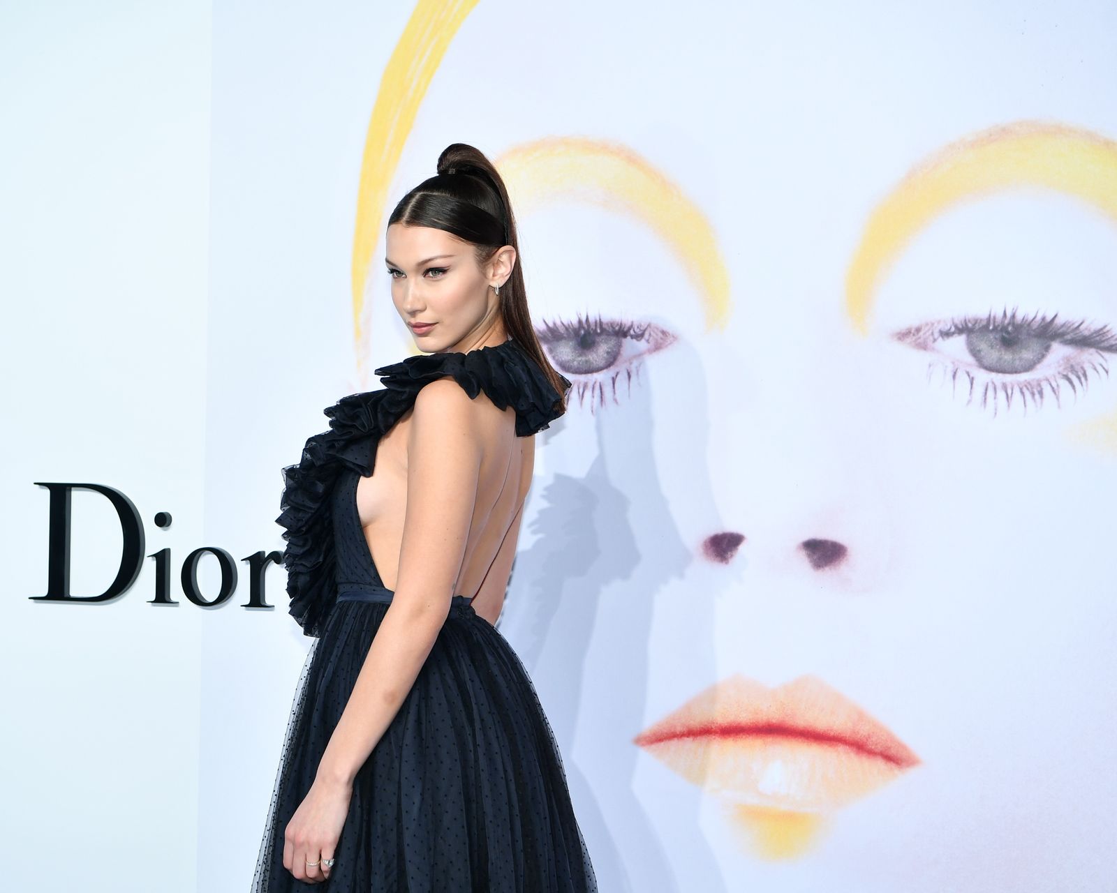 Bella Hadid wysłała na Instagramie znak do The Weeknd 