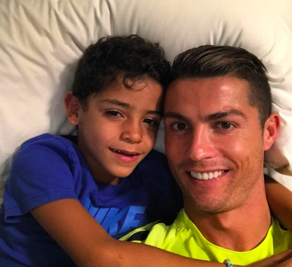 Sielanka się skończyła, Cristiano Ronaldo się ŻENI! Znamy datę ślubu!