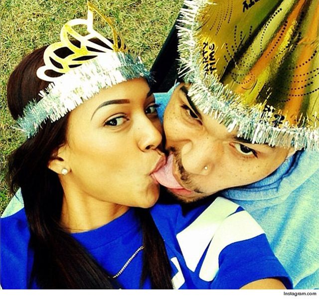 Karrueche Tran ssie język Chrisa Browna (FOTO)