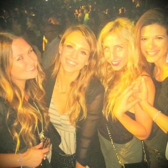 Jessica Alba szajele na koncercie Beyonce.