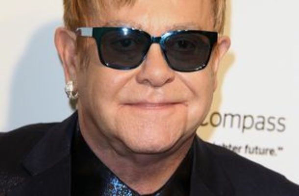 Elton John przez lata MOLESTOWAŁ swojego ochroniarza?
