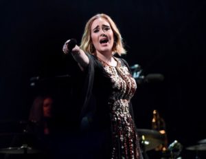 Szokujące wyznanie Adele. Żałowała urodzenia dziecka?