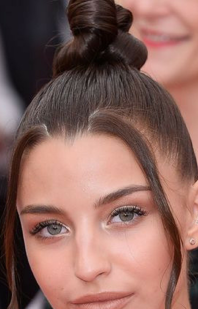 Pejsy Juli jak rogi ślimaka. REAKCJA Wieniawy na ogromną ilość hejtu i jadu Pejsy Juli jak rogi ślimaka. REAKCJA Wieniawy na ogromną ilość hejtu i jadu