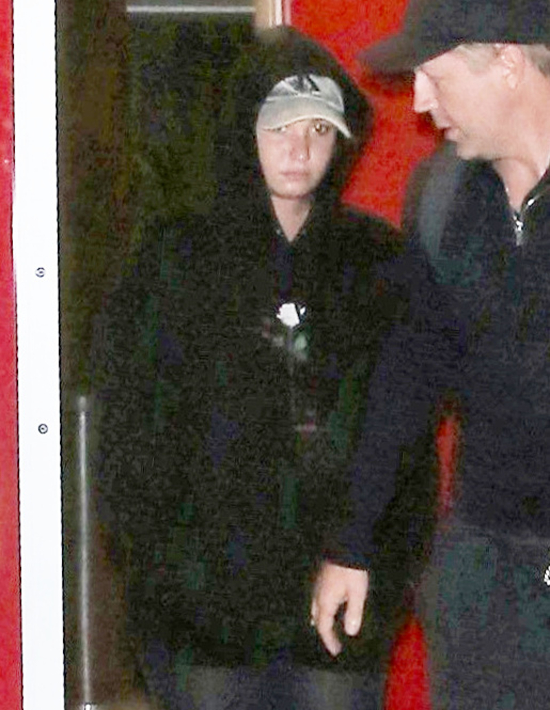 Szokujące zdjęcia Demi Lovato! Wróciła do nałogu!