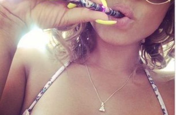 Christina Milian zachwyca w bikini (FOTO)