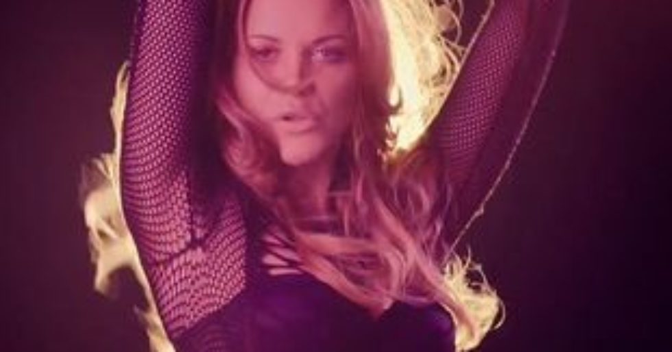 Blue Cafe zrobiło hit na miarę zagranicznych rynków? (VIDEO) Blue Cafe zrobiło hit na miarę zagranicznych rynków? (VIDEO)