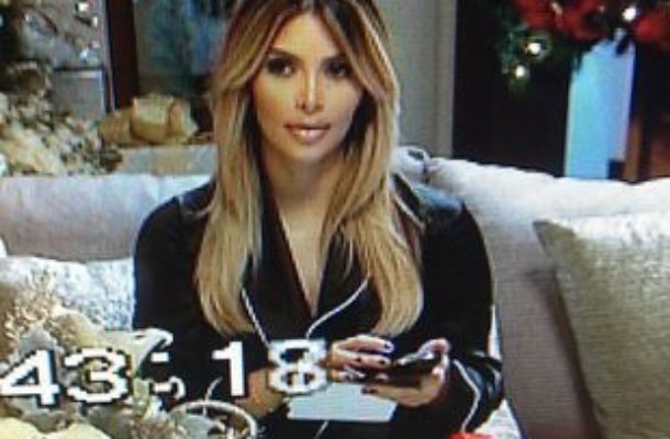 Kim Kardashian poleciała na Paris Fashion Week (FOTO+VIDEO)