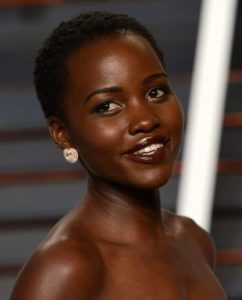 Lupita Nyong’o i Jared Leto dali prasie powód do plotkowania Lupita Nyong’o i Jared Leto dali prasie powód do plotkowania