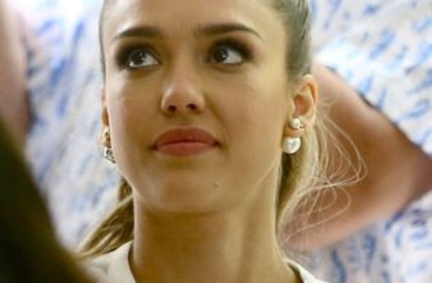 Jessica Alba na co dzień jak z czerwonego dywanu (FOTO)