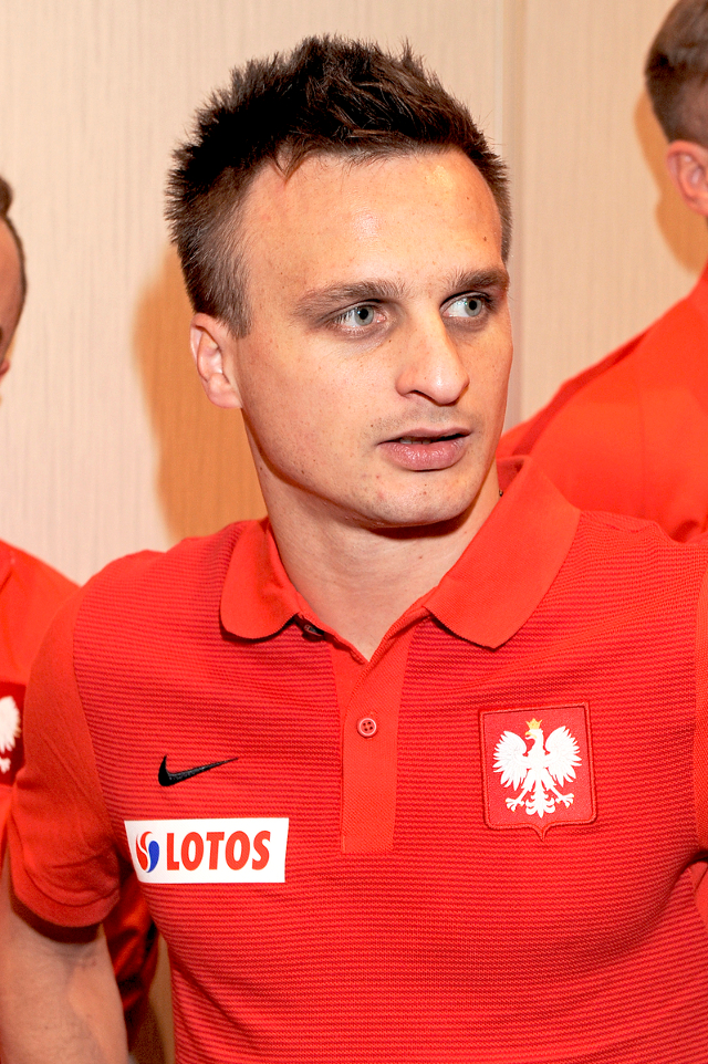 Pijany piłkarz na w radiu: Nie przerywaj mi, k***wa, jak polewam!