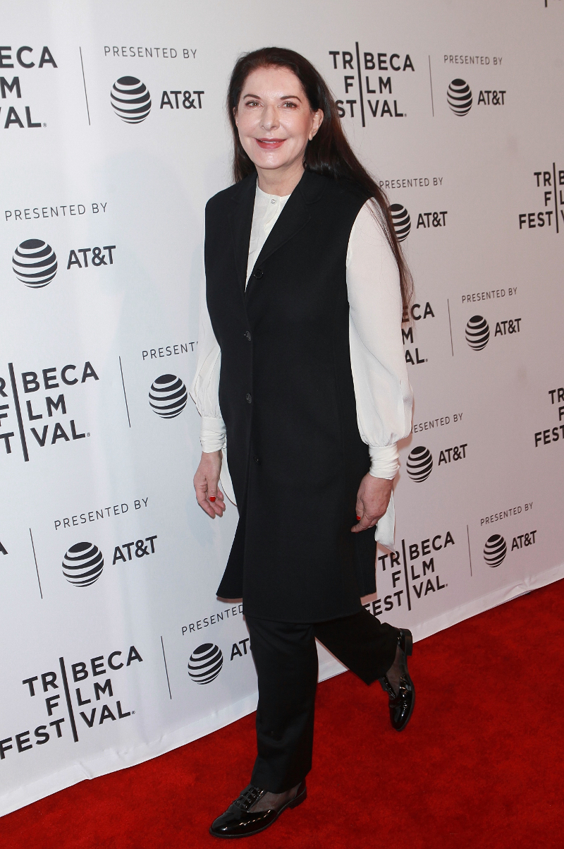 Szok! Marina Abramović została ZAATAKOWANA w galerii! (VIDEO) Szok! Marina Abramović została ZAATAKOWANA w galerii! (VIDEO)