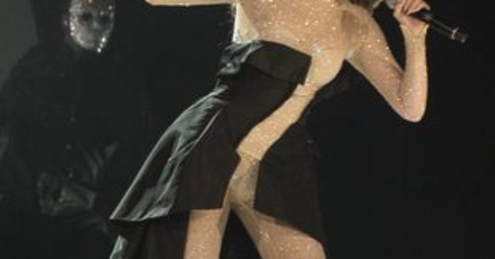 Selena Gomez i gwiazda Glee, Lea Michele, miały stłuczkę! Selena Gomez i gwiazda Glee, Lea Michele, miały stłuczkę!