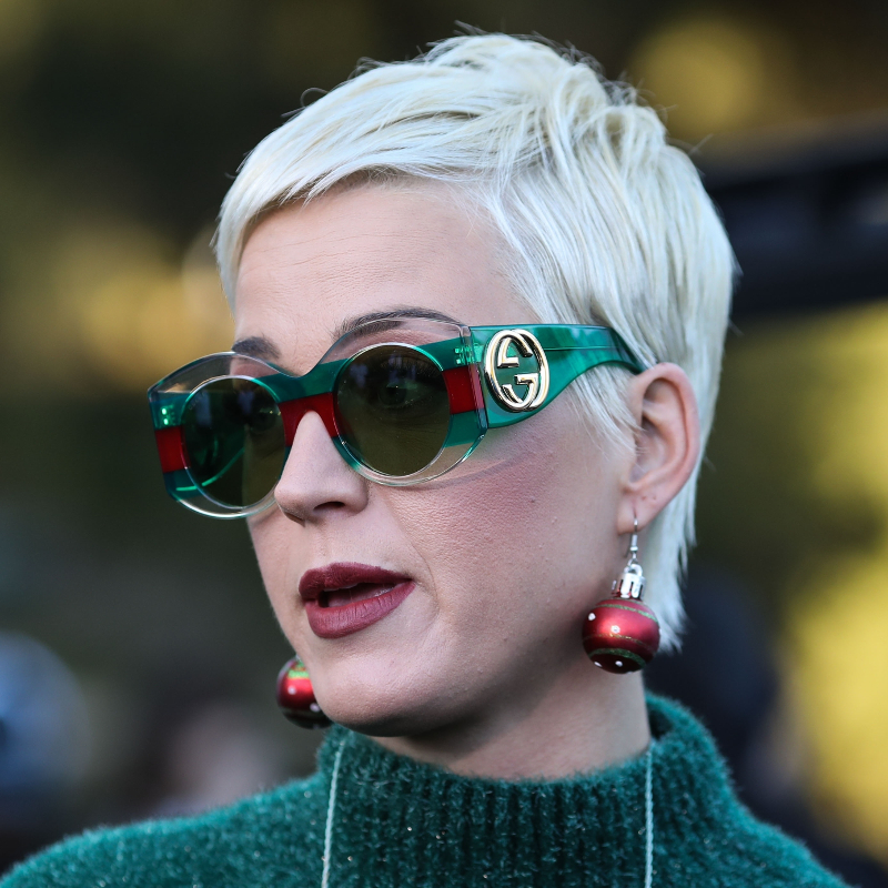 Co się stało z twarzą Katy Perry?