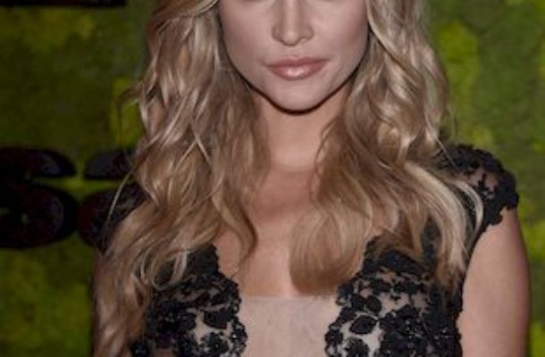Joanna Krupa wzorowała się Angeliną Jolie na Balu Fundacji TVN?