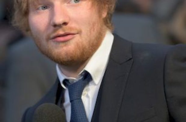 Nie uwierzysz, z kim CAŁOWAŁ SIĘ Ed Sheeran! (VIDEO)