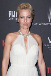 Gillian Anderson była PRZERAŻONA faktem o swojej chorobie
