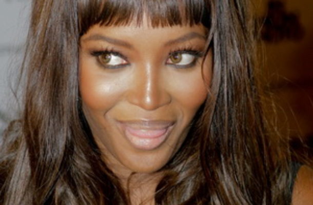 Naomi Campbell musi zrezygnować z modelingu