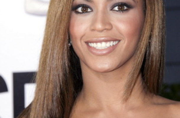 Beyonce z mamą, siostrą i siostrzeńcem (FOTO)