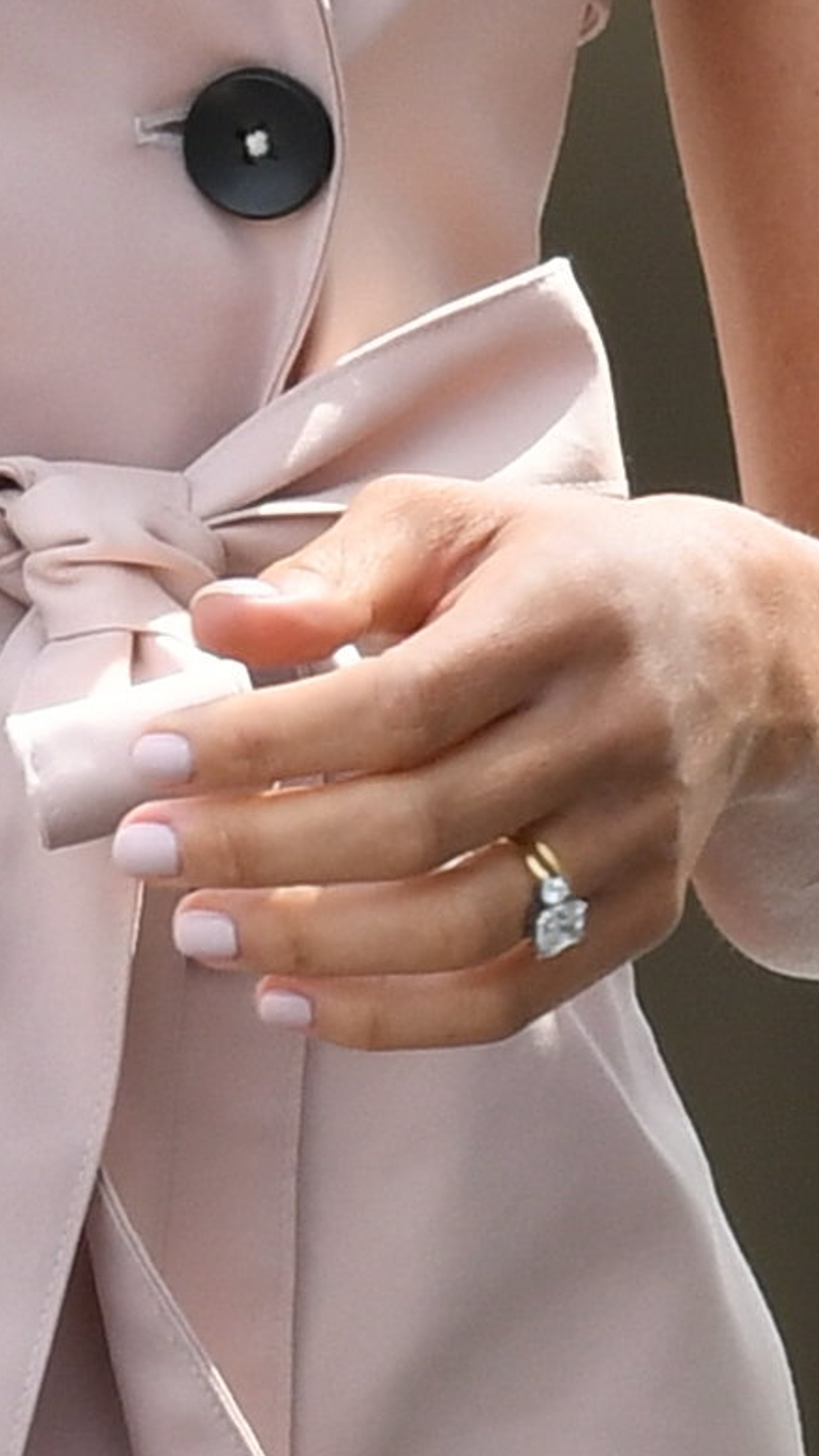 Paznokcie Meghan Markle zrobiły prawdziwą FURORĘ!