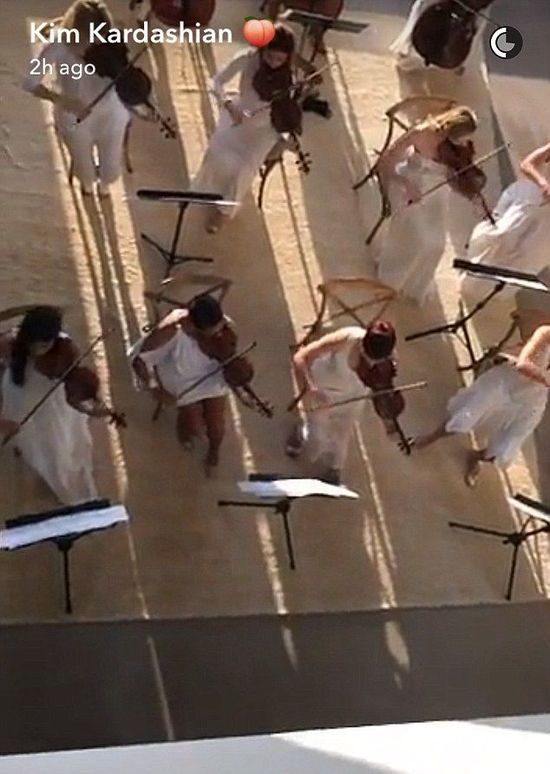 Niezwykły prezent Kanye Westa dla Kim Kardashian (SNAP)