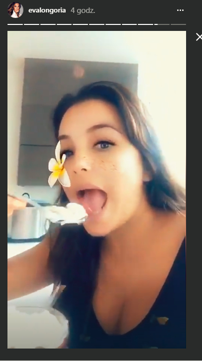 Longoria ŁAPCZYWIE wcina śmietanę. To jej ciążowy przysmak?