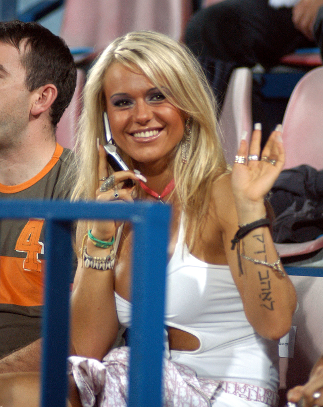 Doda w filtrze psa świętuje 34 urodziny Doda w filtrze psa świętuje 34 urodziny