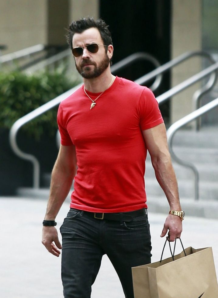 Jennifer Aniston jest WŚCIEKŁA i ZAZDROSNA o Selenę Gomez!